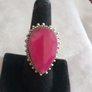 Beautiful sparkling 44ct natural ruby cocktail ring Size 6.5❤️